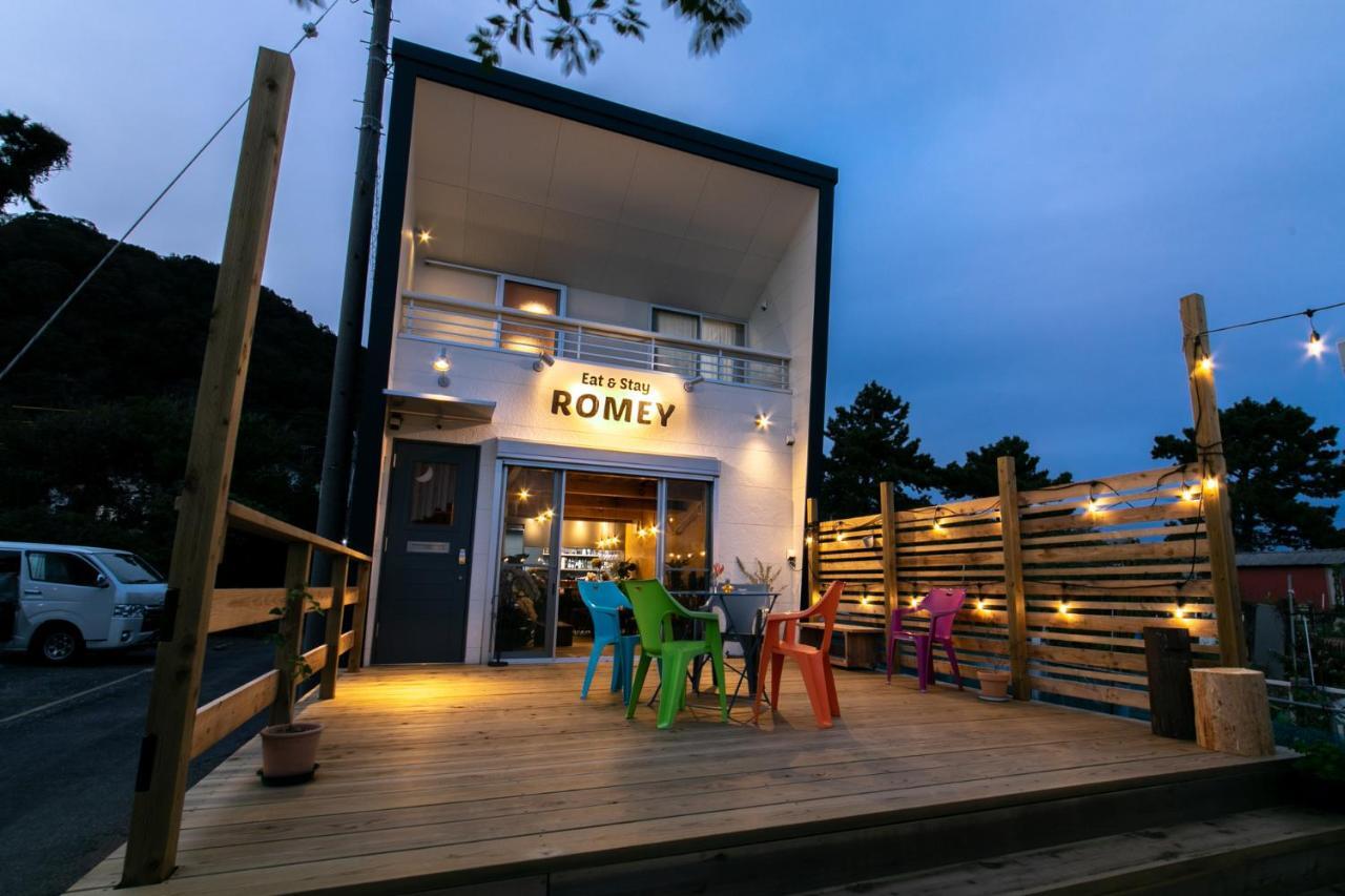 海と山に囲まれた静かな港町の オーシャンビュー 個室ゲストハウスeat&Stay Romey Сидзуока Экстерьер фото