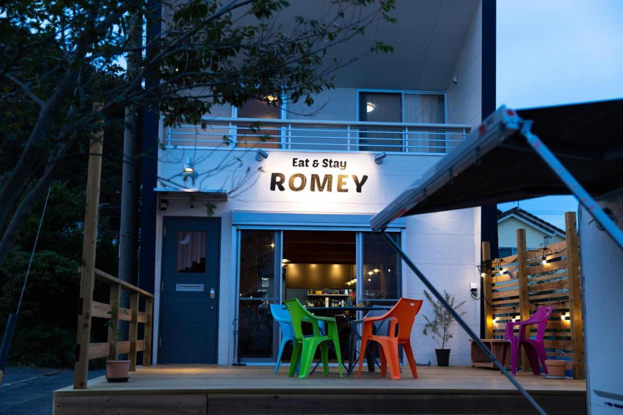 海と山に囲まれた静かな港町の オーシャンビュー 個室ゲストハウスeat&Stay Romey Сидзуока Экстерьер фото